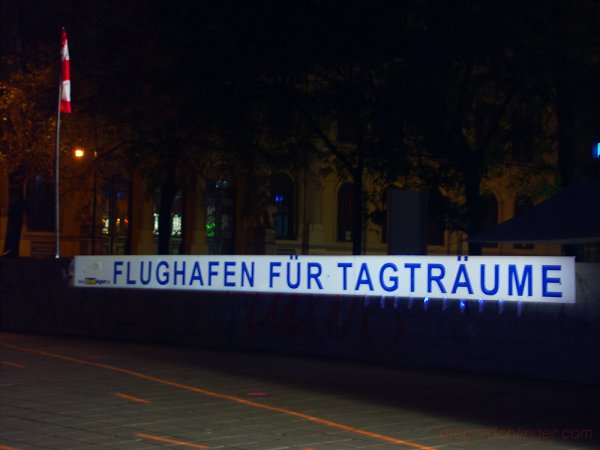Daydreamer Airport - Künstlerhaus Wien